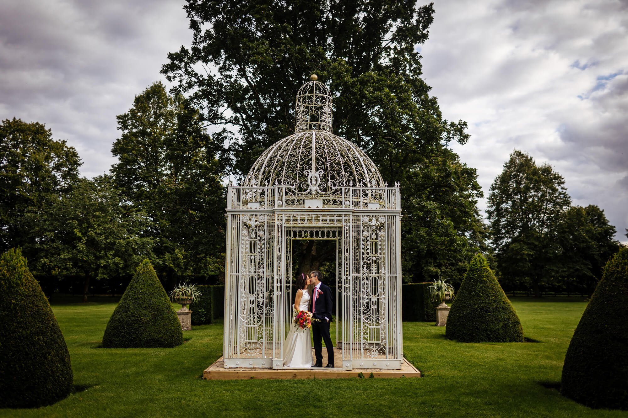 Chenies Manor wedding photographer