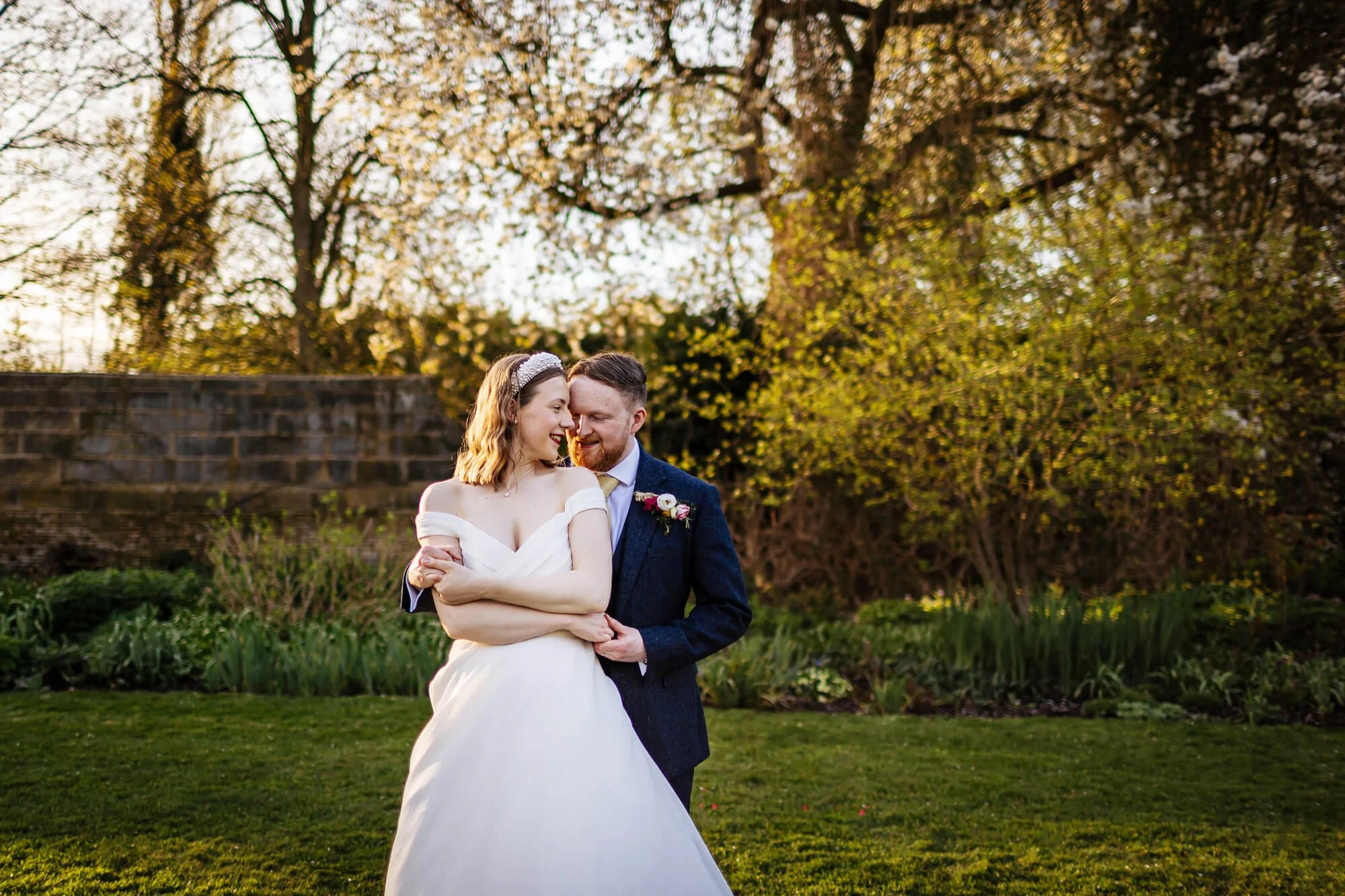 EastRiddlesdenWedding-16.jpg