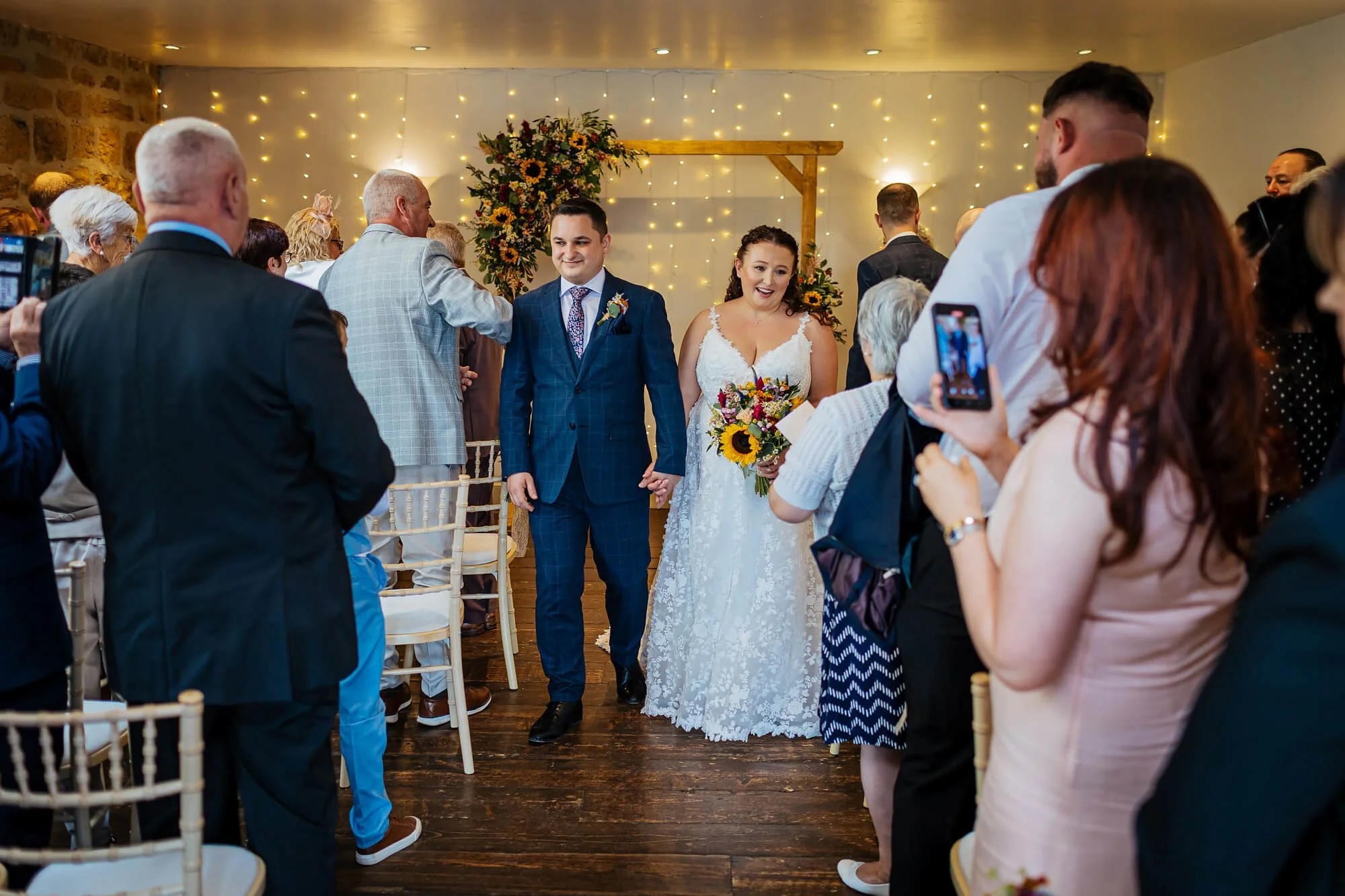 ChilliBarnWedding-8.jpg