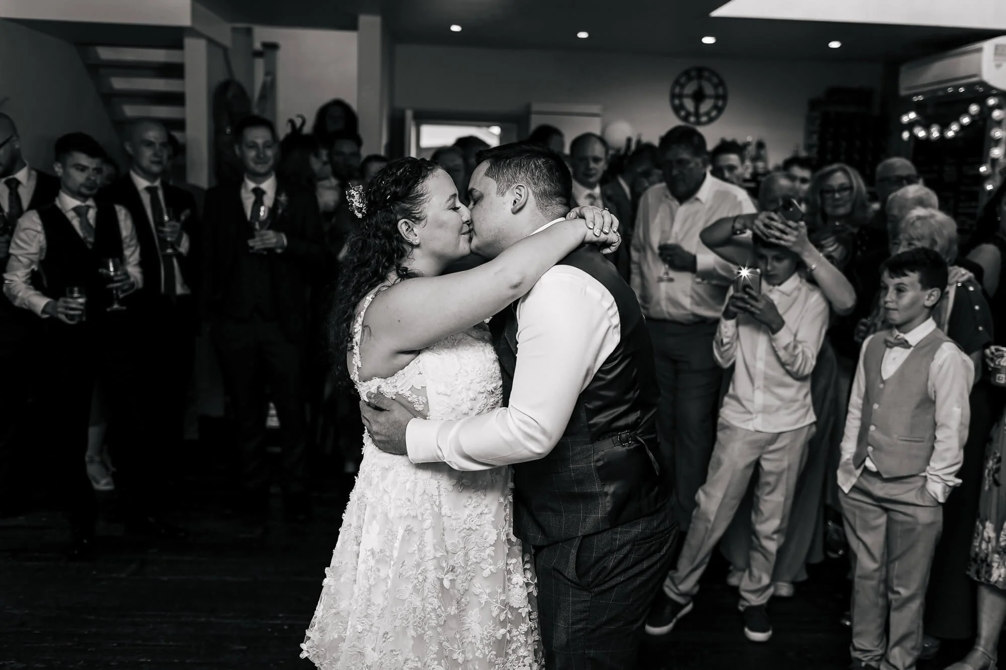 ChilliBarnWedding-18.jpg