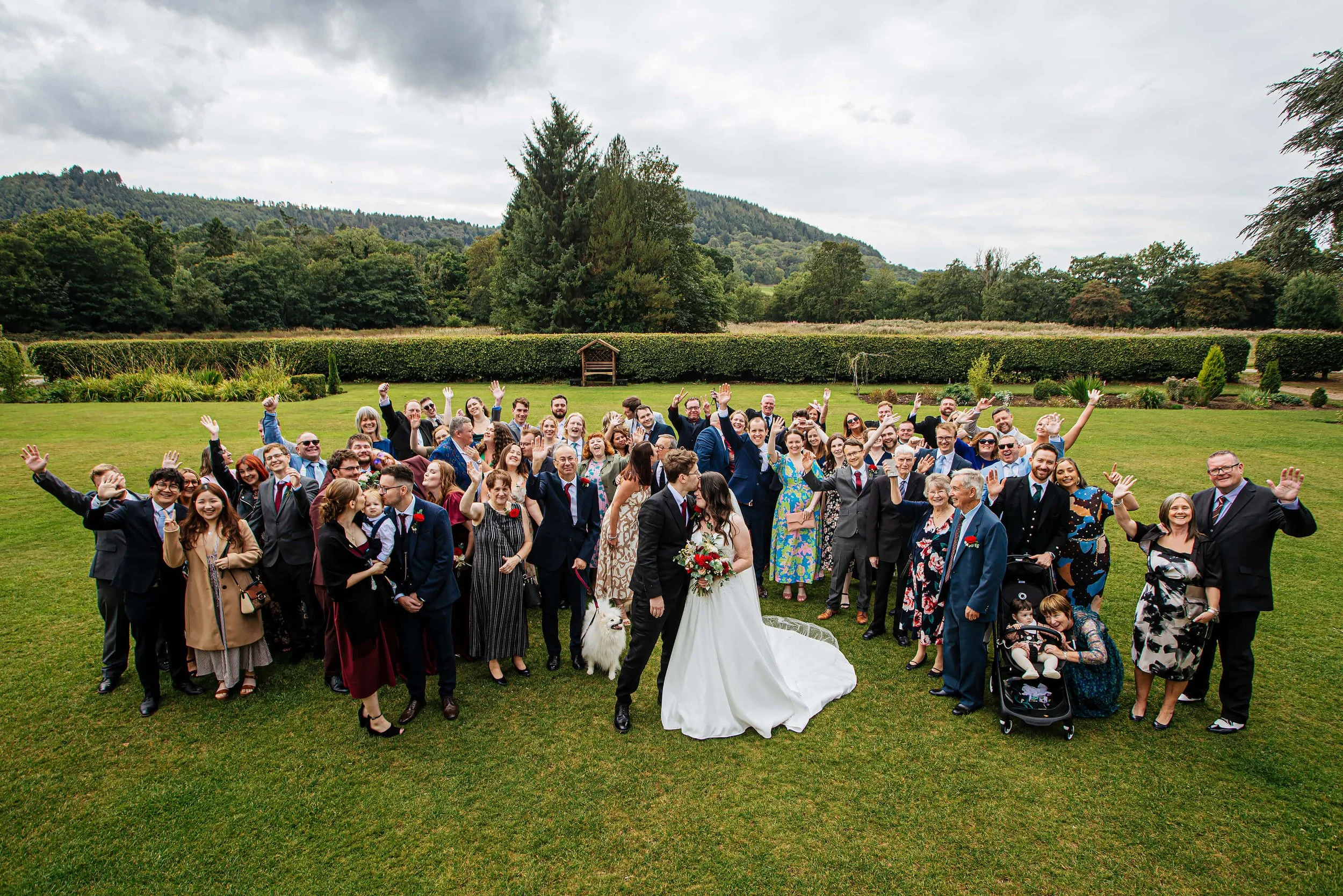 Group photo of all the wedding guests