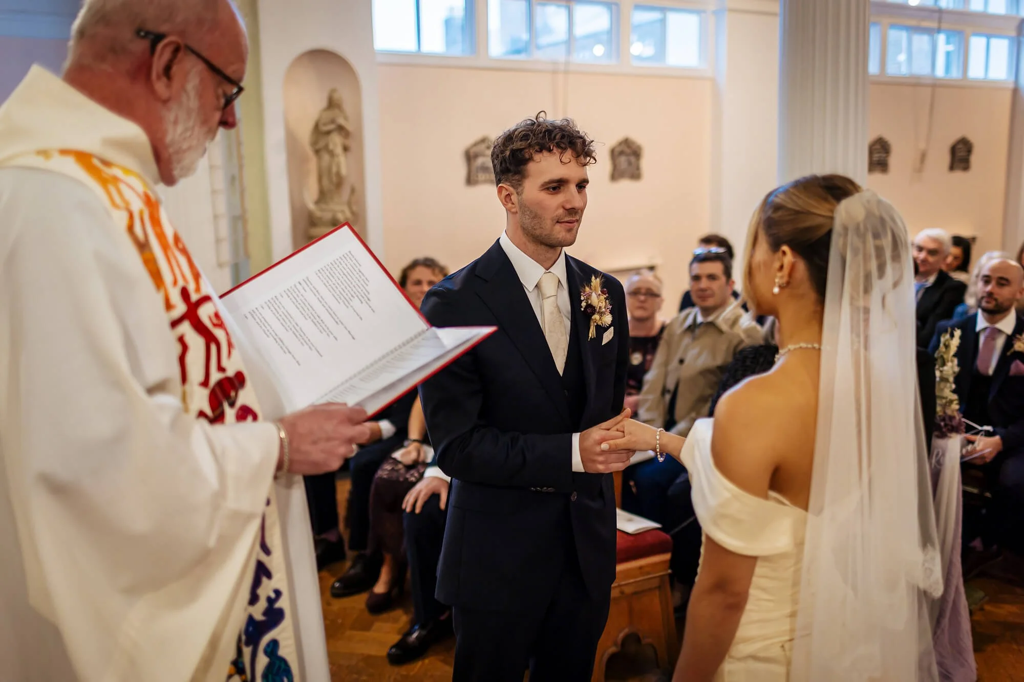 BarConventWeddingYork-8.jpg