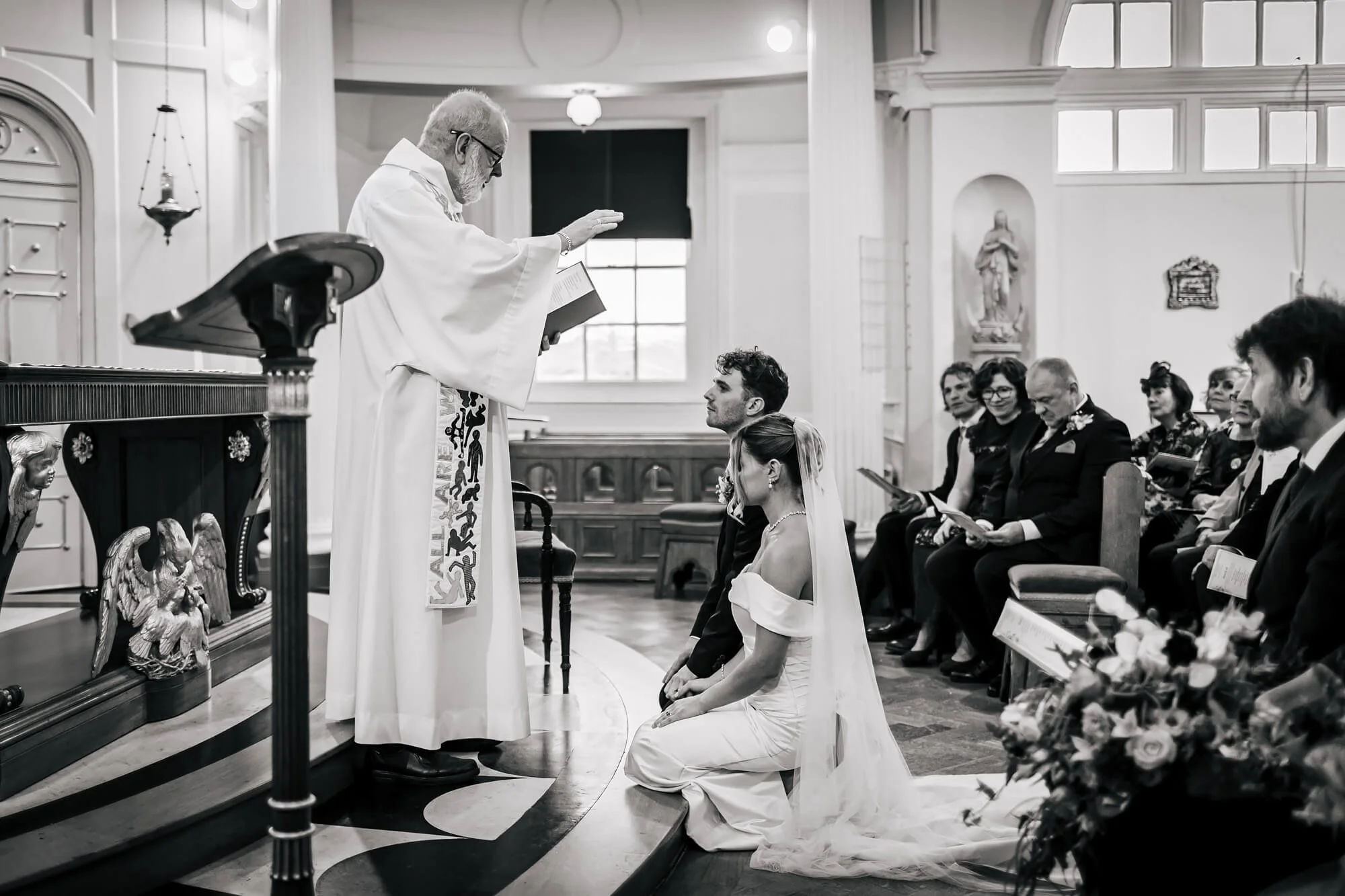 BarConventWeddingYork-10.jpg