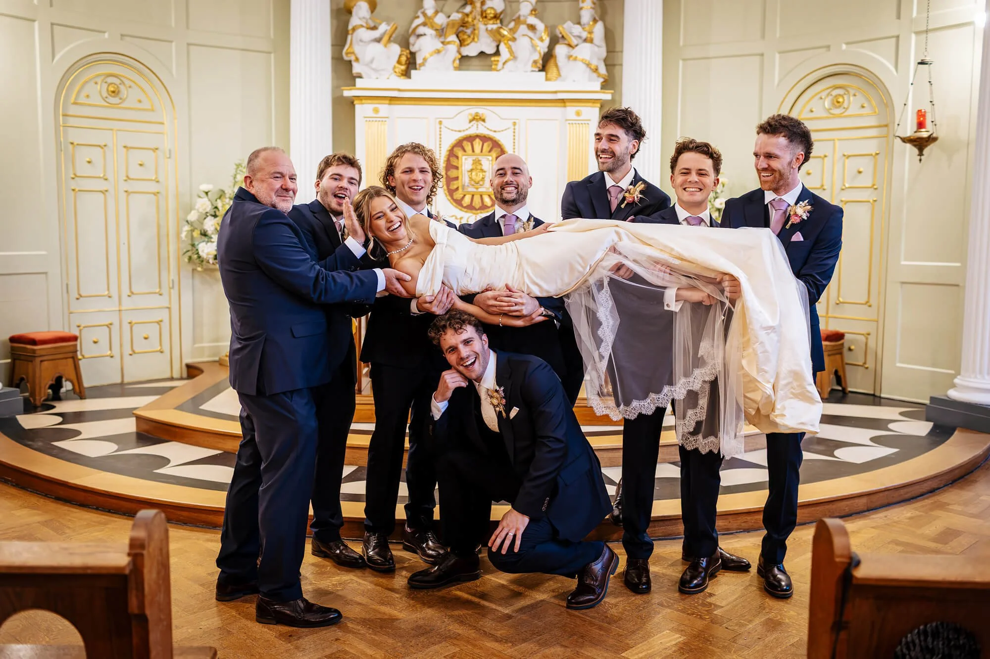 BarConventWeddingYork-19.jpg