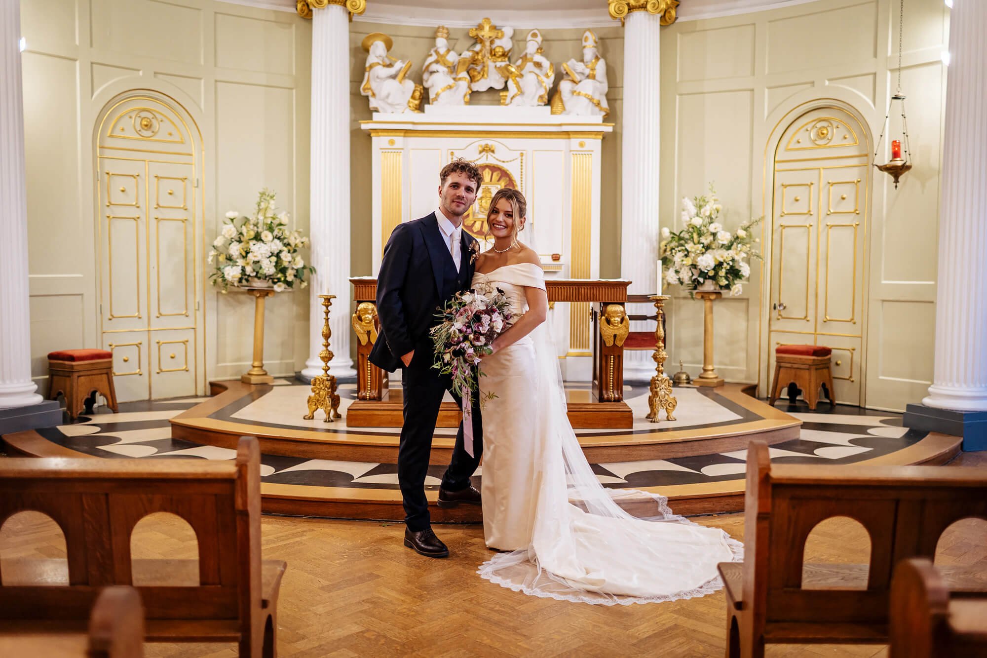 BarConventWeddingYork-22.jpg