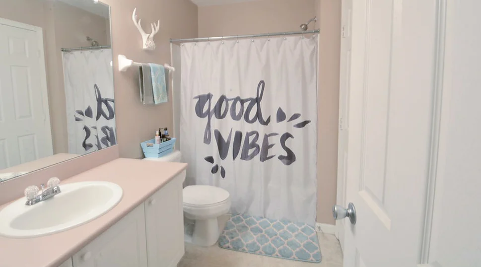 Thunder Gulch full bath.jpg
