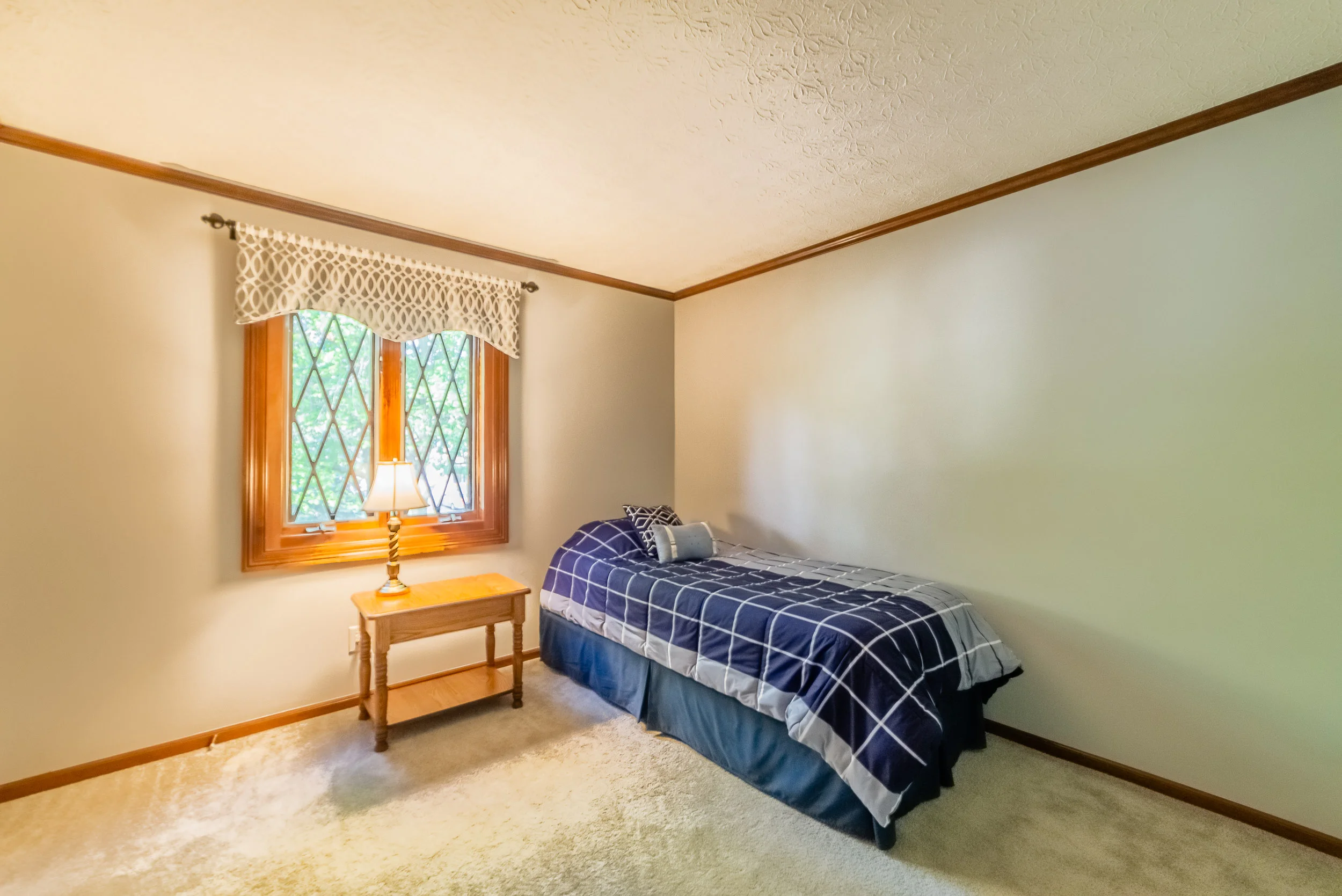 11315 Meadowcroft-26.jpg