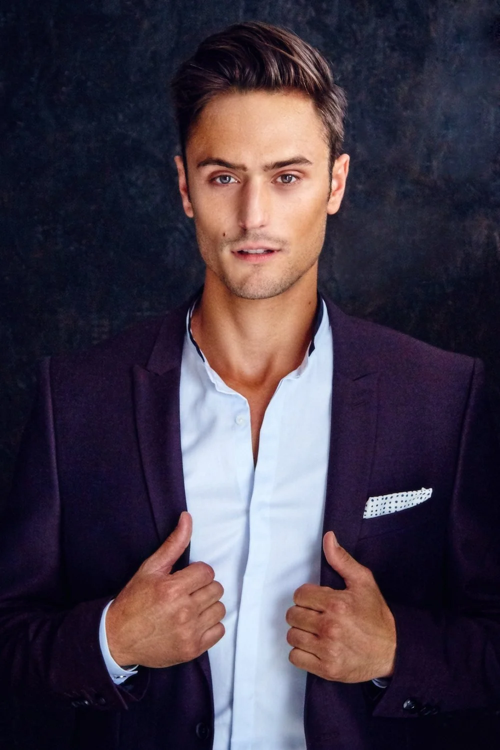 Mr. Dapper: Jon Chronos