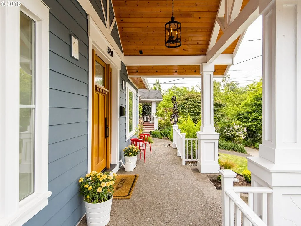 porch.jpg