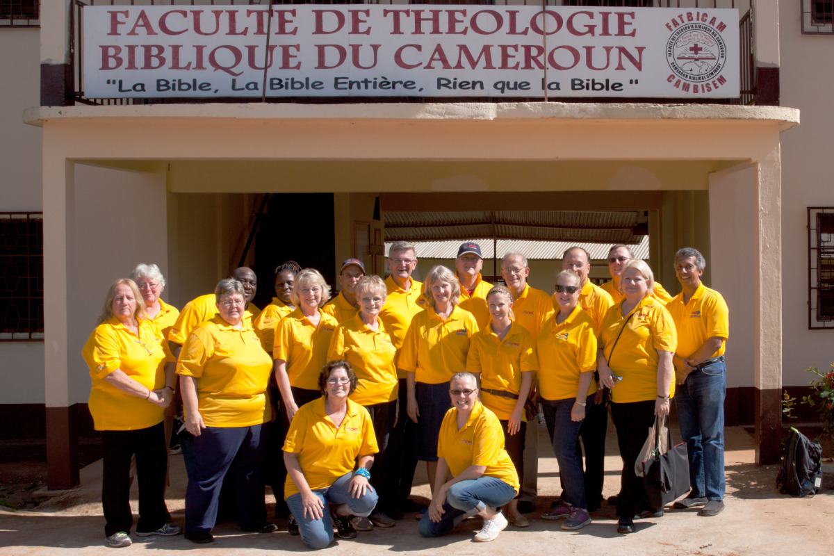 Cameroon_medical_team.jpg