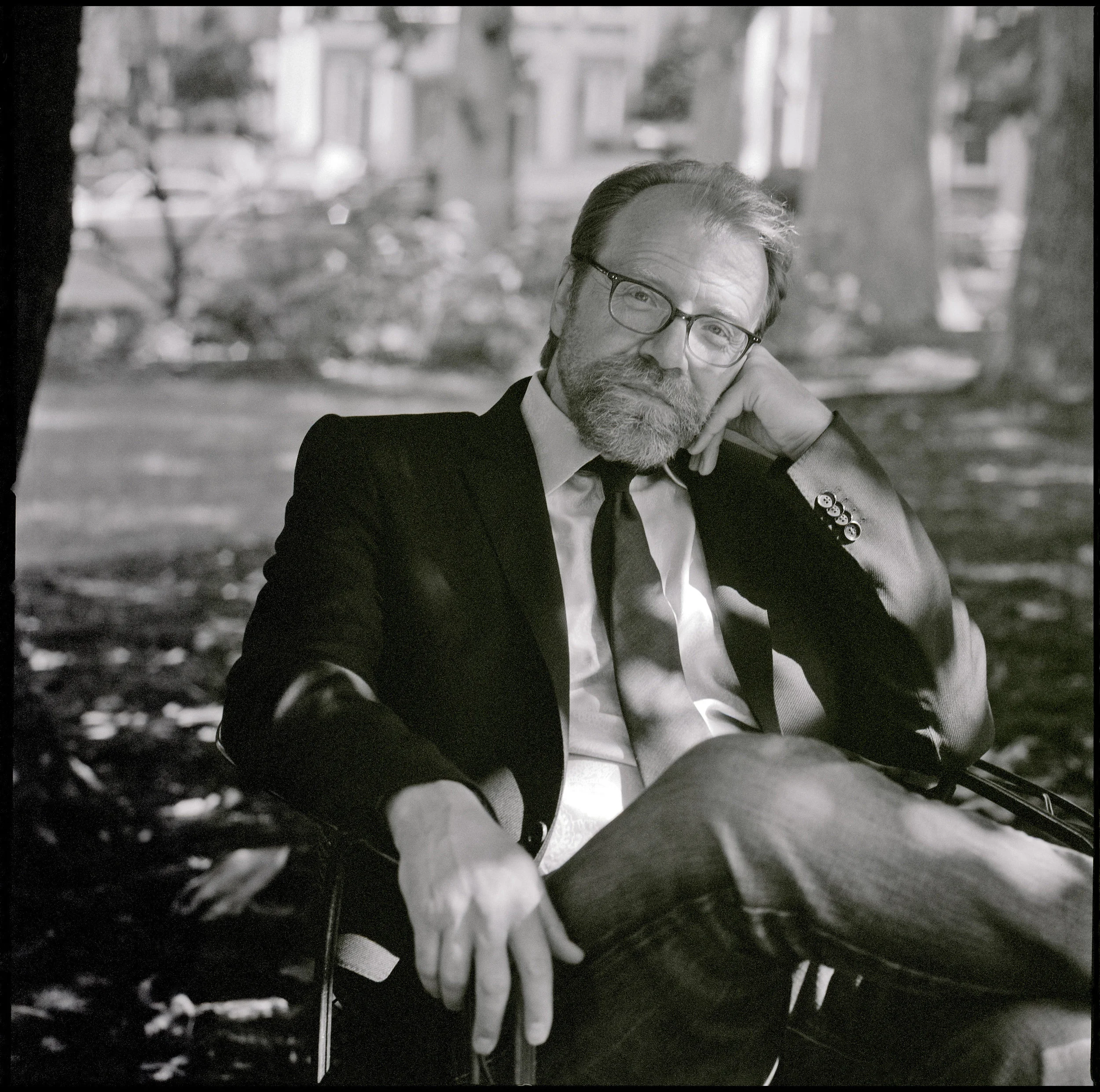 FINAL AUTHOR PHOTO_George Saunders © David Crosby.jpg