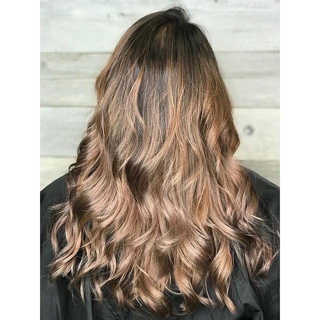 Regrann from @tlcdesign1111 - 🍄 🍄 🍄🍄 #beigehair #blondehair #brunettehaie #salonbellabellevue #salonlife #getinspired #hairstyles #bellevuehair #bellevuehairstylist #makeanappointment #hanzoshears #licensestocreate #cosmoprofbeauty #behindthechai