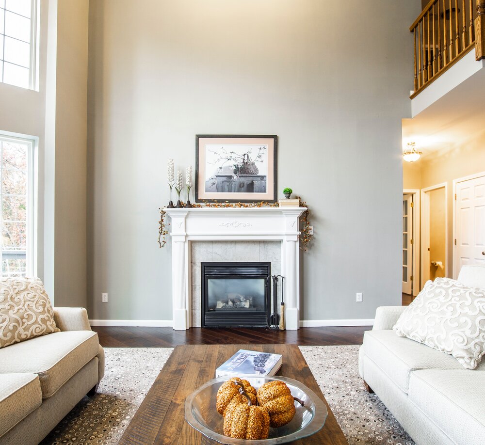 apartment-architecture-fireplace-1608175.jpg