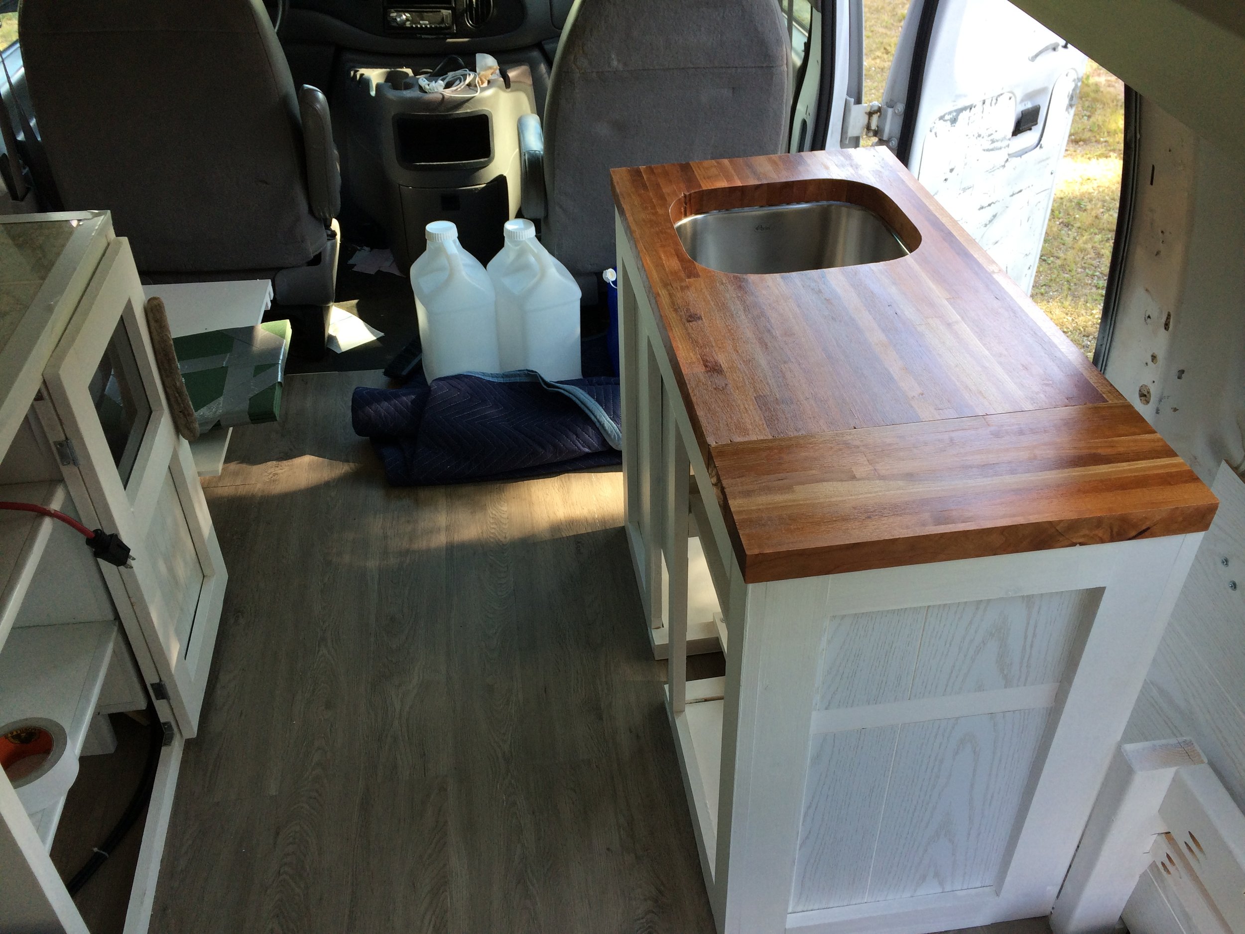 KitCabinet and Sink2.jpg