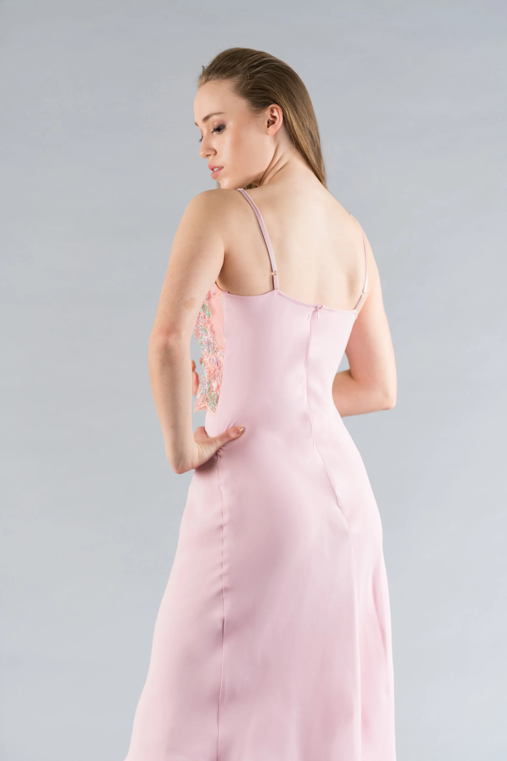 ss18-lookbook-web-10.jpg