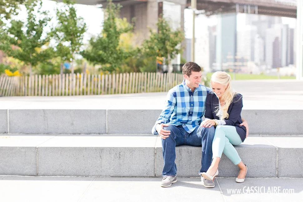 DUMBO-Engagement-Photos_07.jpg