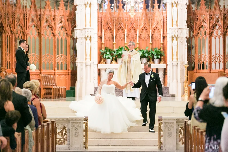 B_Cathedral-Basilica-of-Sacred-Heart-Wedding_19.jpg