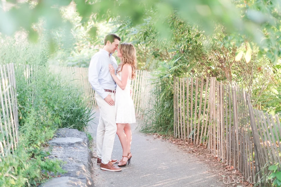 DUMBO-Engagement-Photos_06.jpg