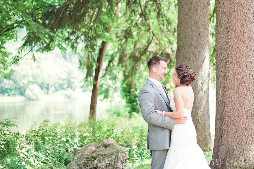 Shawnee-Inn-Wedding-Photographer_CassiClaire_11.jpg