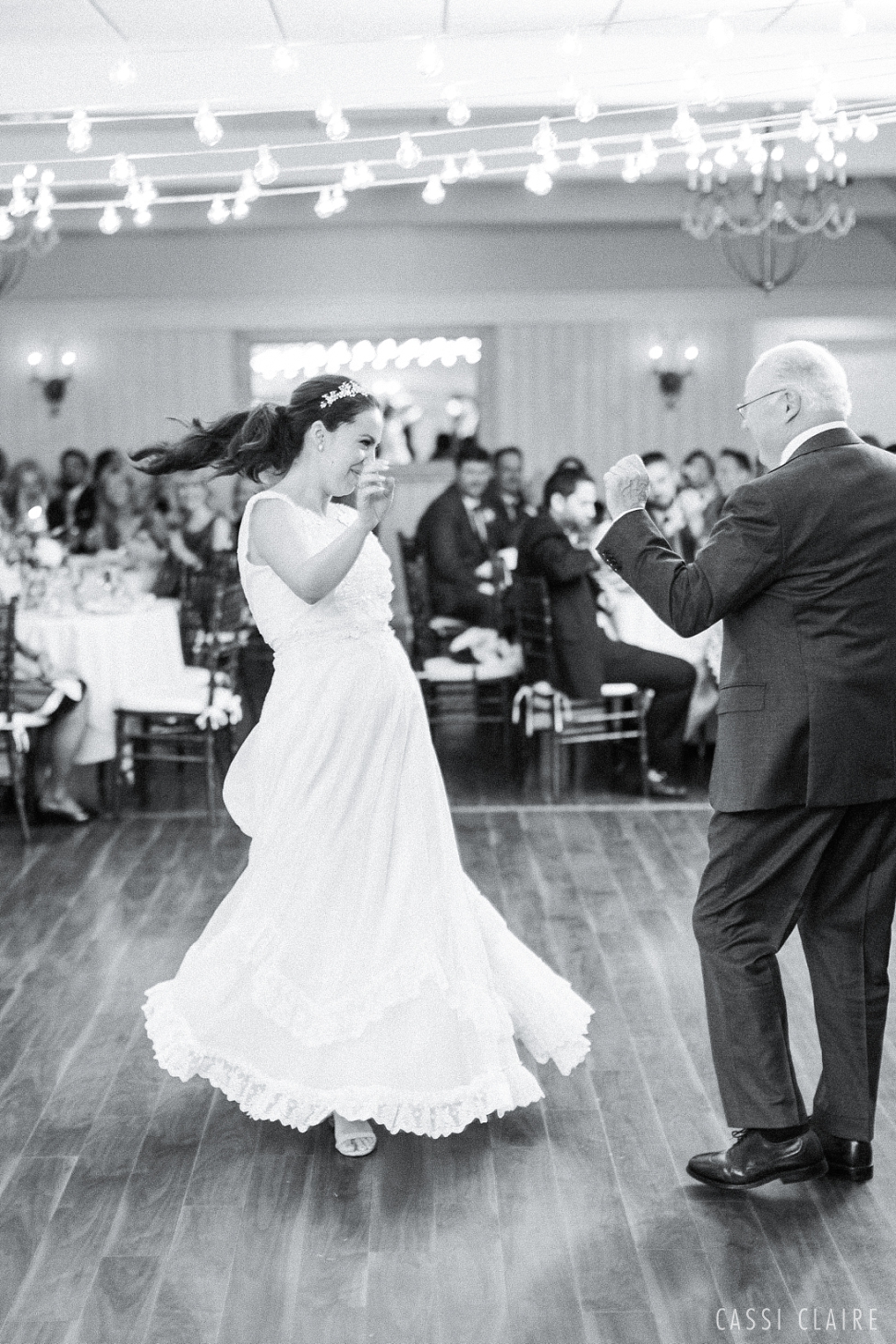 Three-Village-Inn-Wedding_CassiClaire_50.jpg