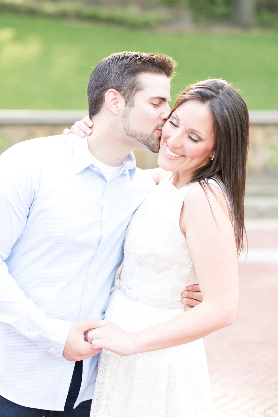 Bow-Bridge-Engagement-Photos_01.jpg