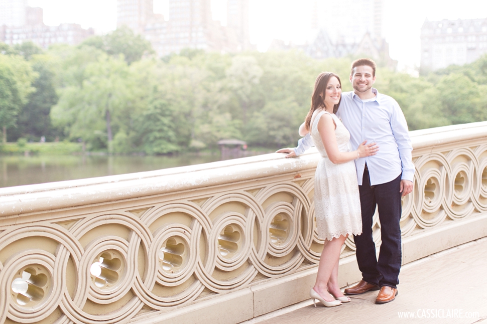 Bow-Bridge-Engagement-Photos_10.jpg