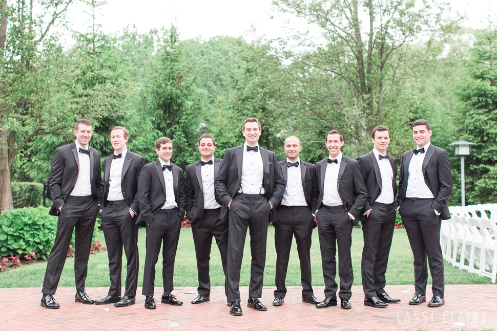 Crest-Hollow-Country-Club-Wedding_CassiClaire_26.jpg