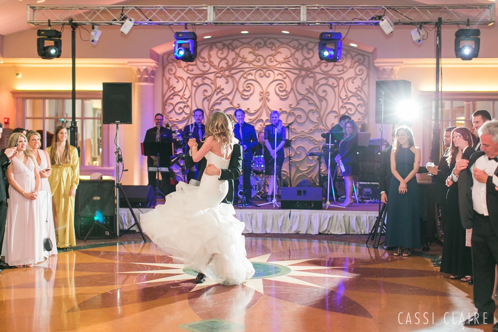 Crest-Hollow-Country-Club-Wedding_CassiClaire_39.jpg