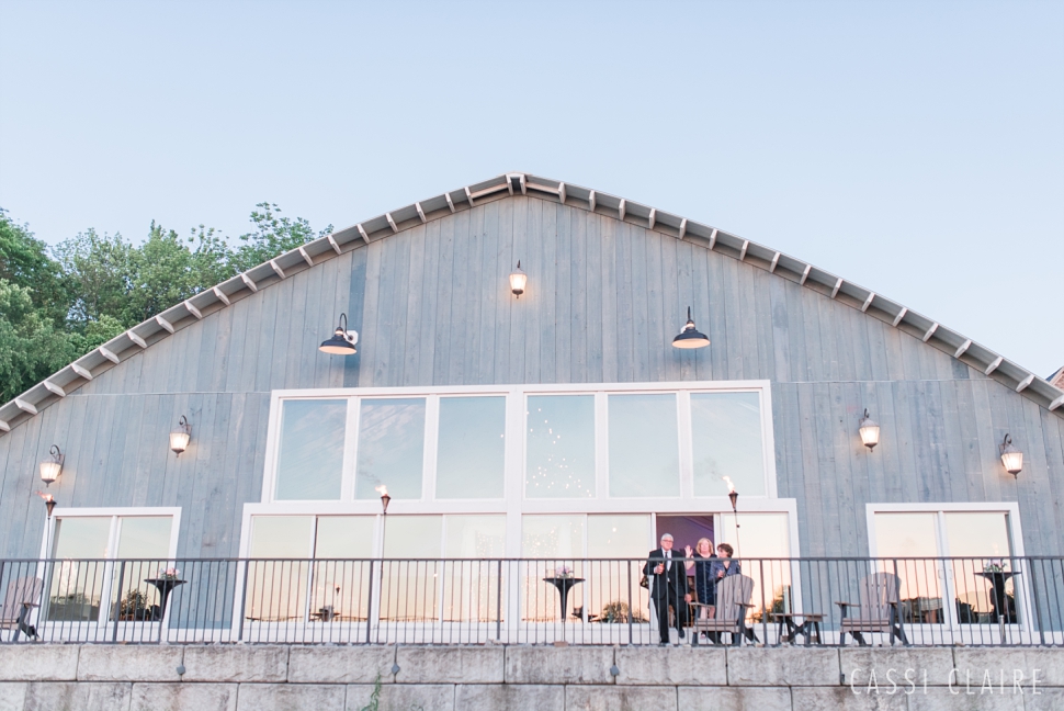 Lake-House-Inn-PA-Wedding_Cassi-Claire_38.jpg