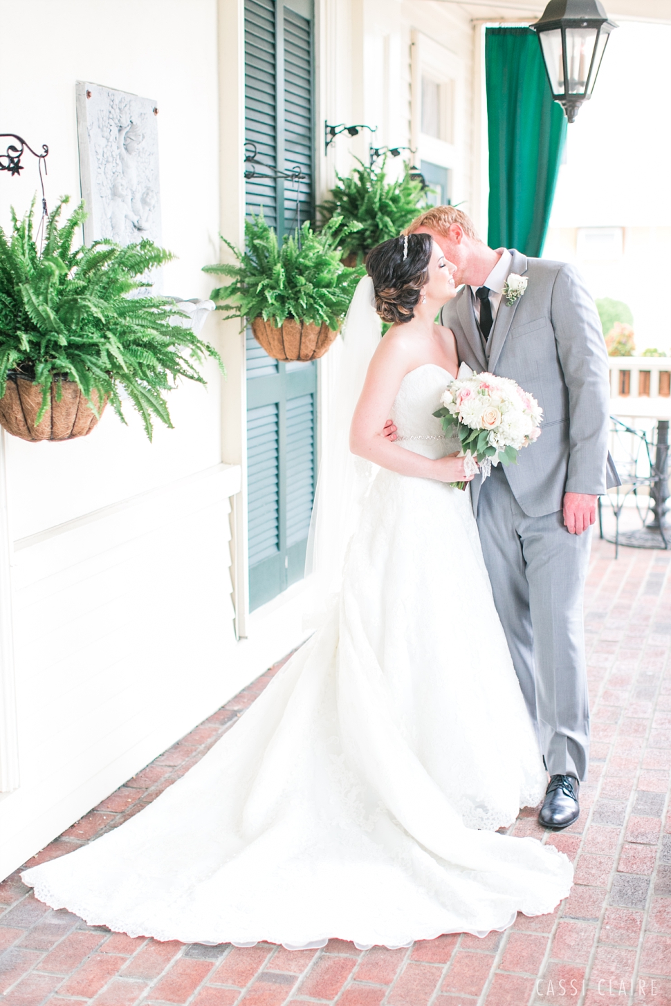 David's Country Inn Bride and Groom