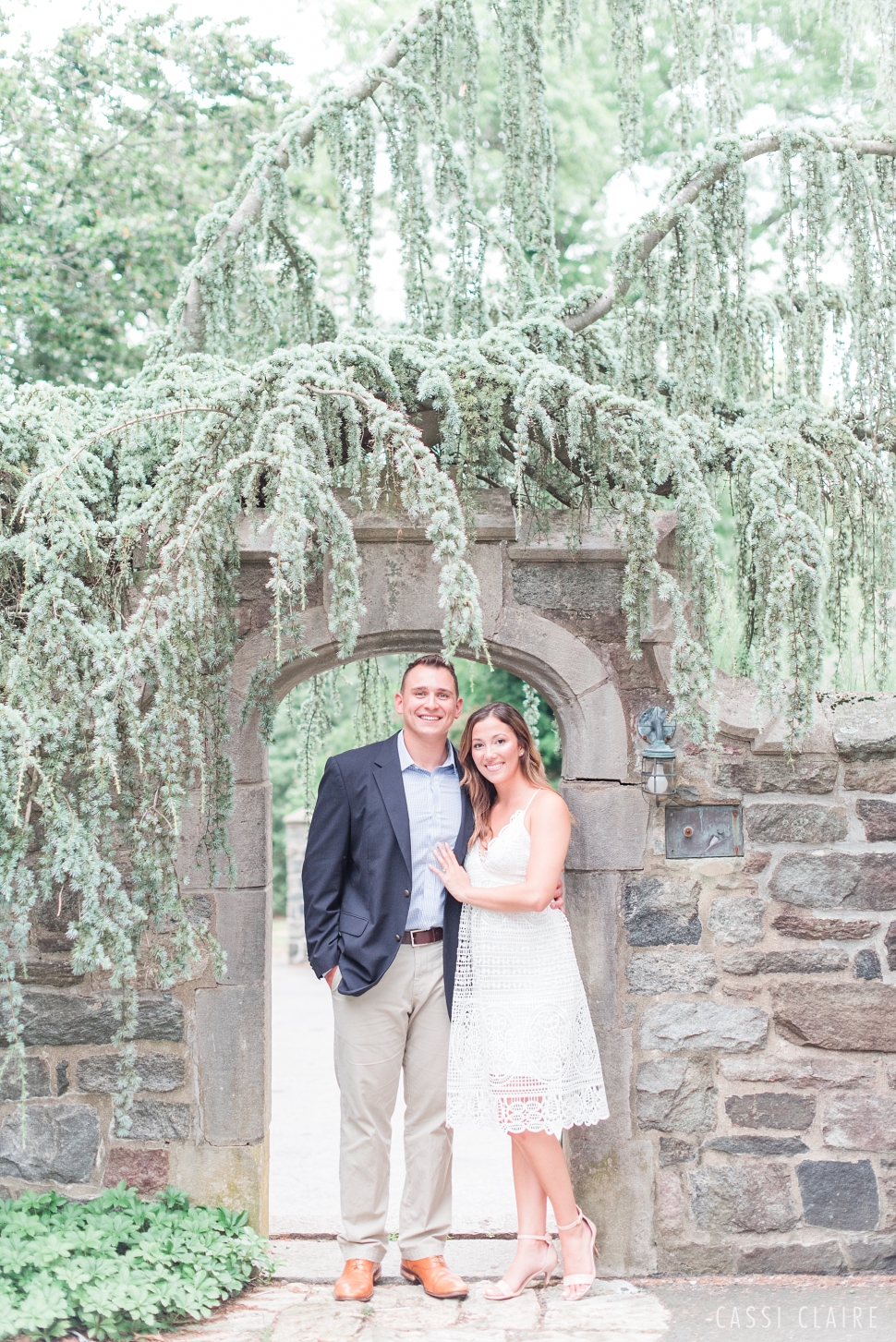 Skylands-Manor-Engagement-Photos_01.jpg