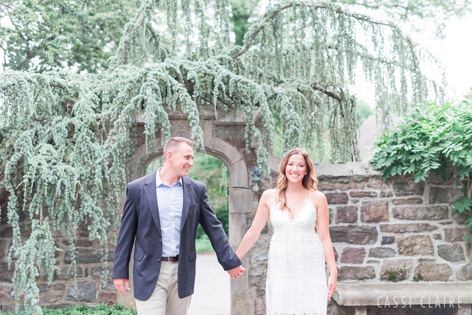 Skylands-Manor-Engagement-Photos_10.jpg