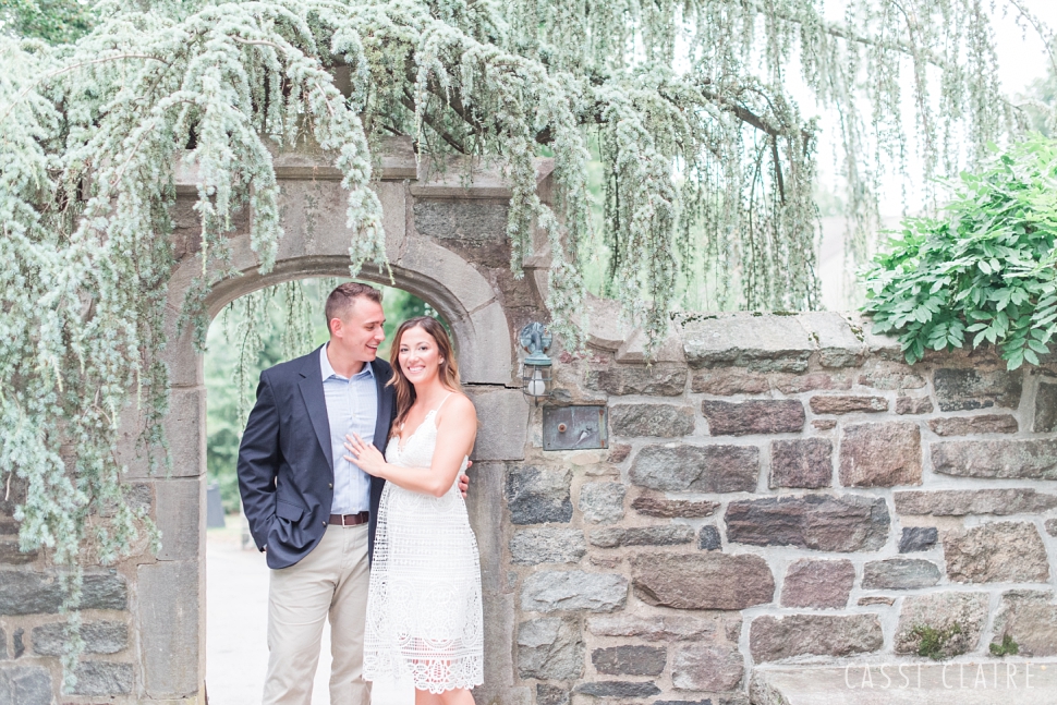 Skylands-Manor-Engagement-Photos_13.jpg