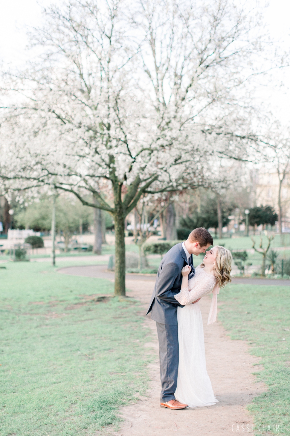 Paris-France-Wedding_CassiClaire_10.jpg