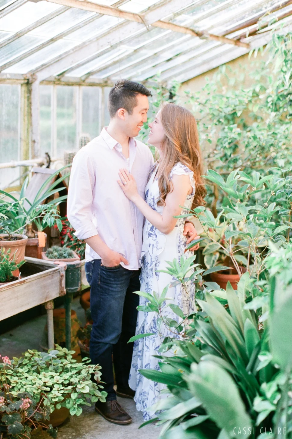 Willowwood-Arboretum-Engagement-Photos_15.jpg