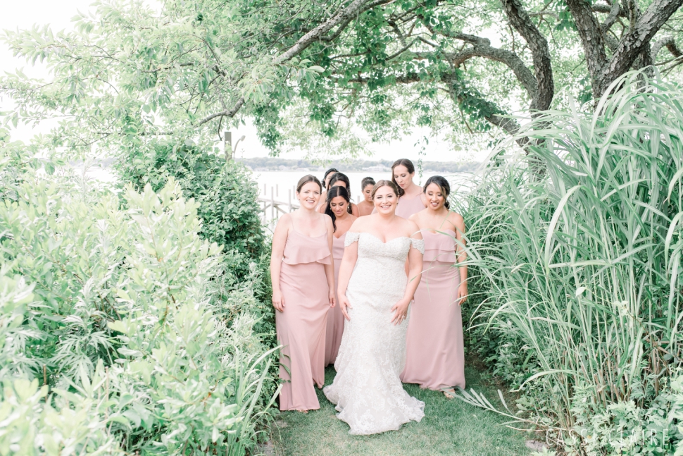 The-Vineyards-at-Aquebogue-Wedding_Cassi-Claire_16.jpg