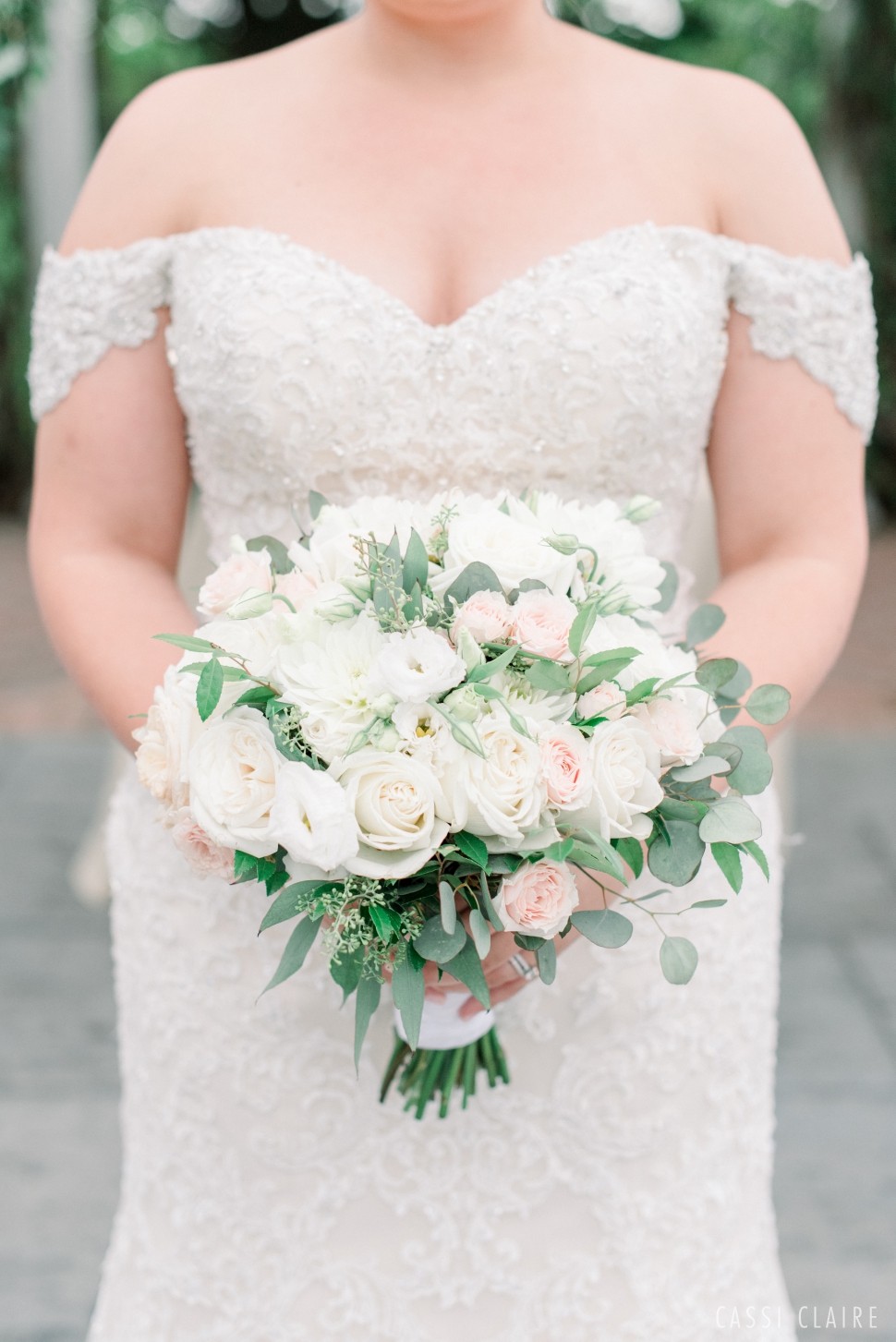 The-Vineyards-at-Aquebogue-Wedding_Cassi-Claire_28.jpg