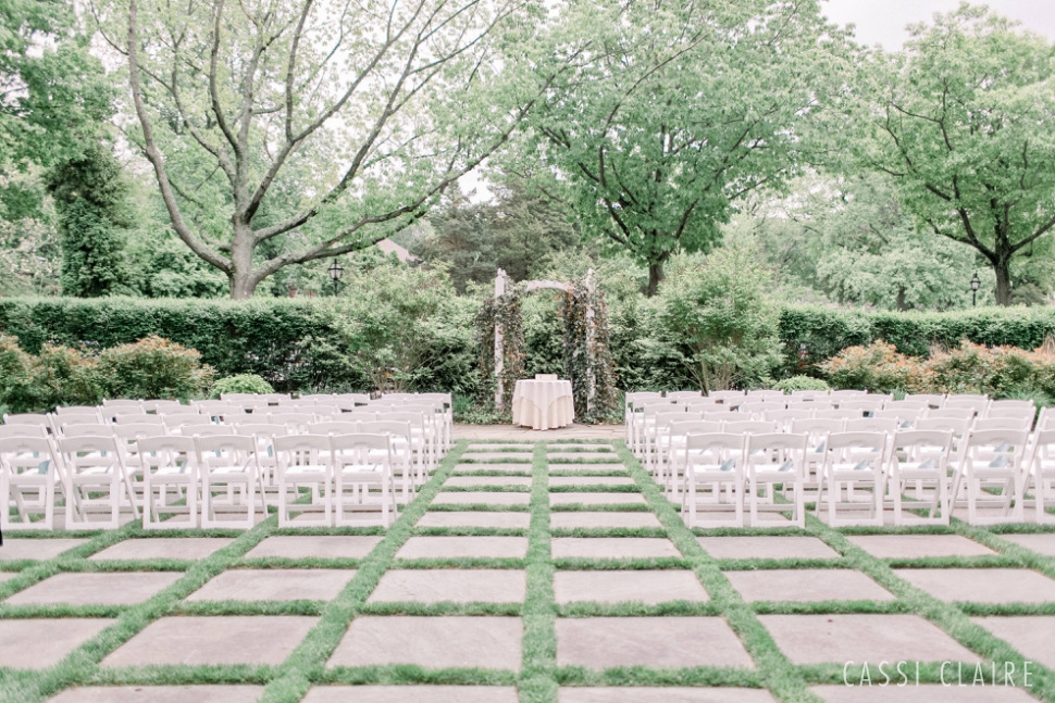 Three-Village-Inn-Wedding-Photos-Stonybrook-Long-Island_16.jpg