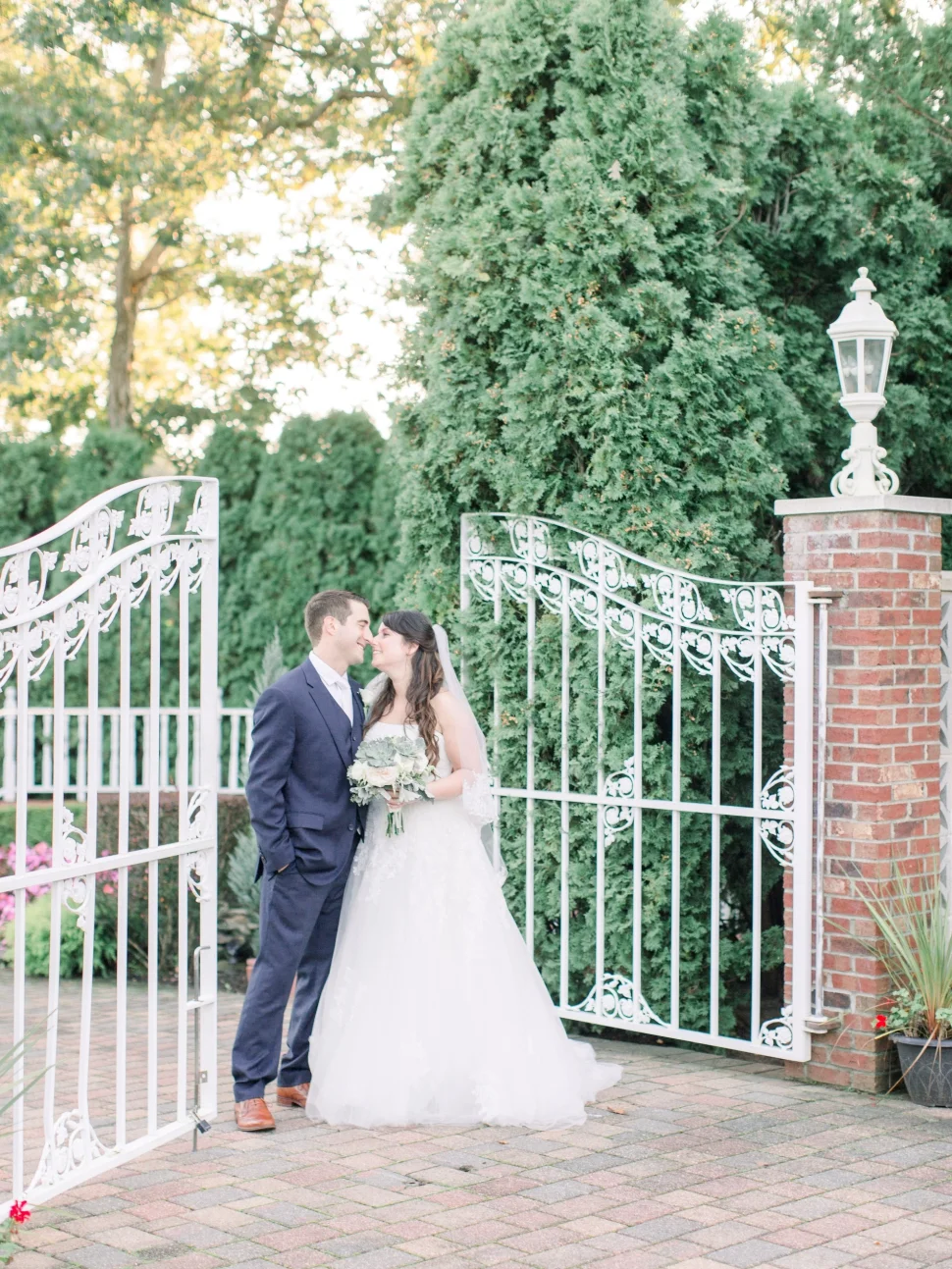 New-York-Wedding-Photographer-Cassi-Claire-Estate-at-East-Wind-Wedding_01.jpg