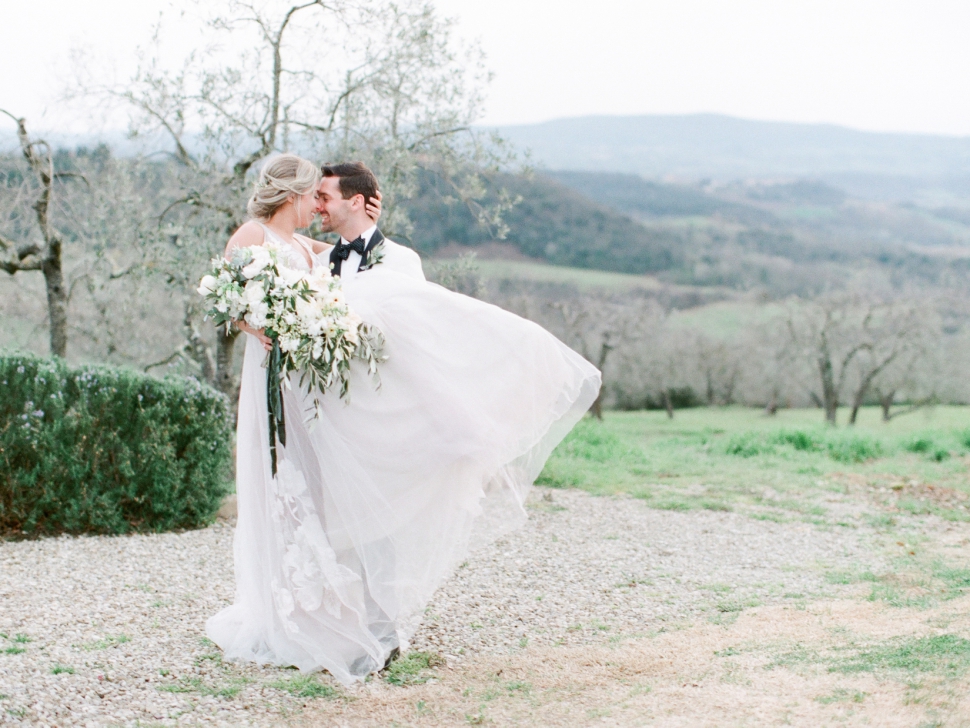 Tuscany-Destination-Wedding-Photographer-Cassi-Claire-Borgo-Petrognano-Florence-Wedding-16.jpg