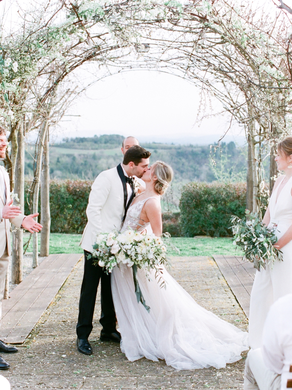 Tuscany-Destination-Wedding-Photographer-Cassi-Claire-Borgo-Petrognano-Florence-Wedding-25.jpg