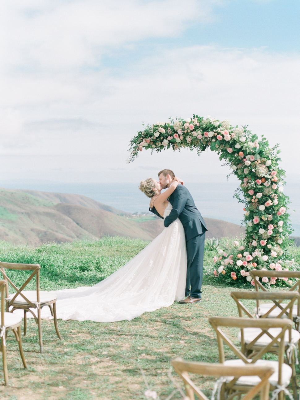 Southern-California-Malibu-Wedding-Photographer-Cassi-Claire-Deer-Creek-Ridge-Wedding_09.jpg