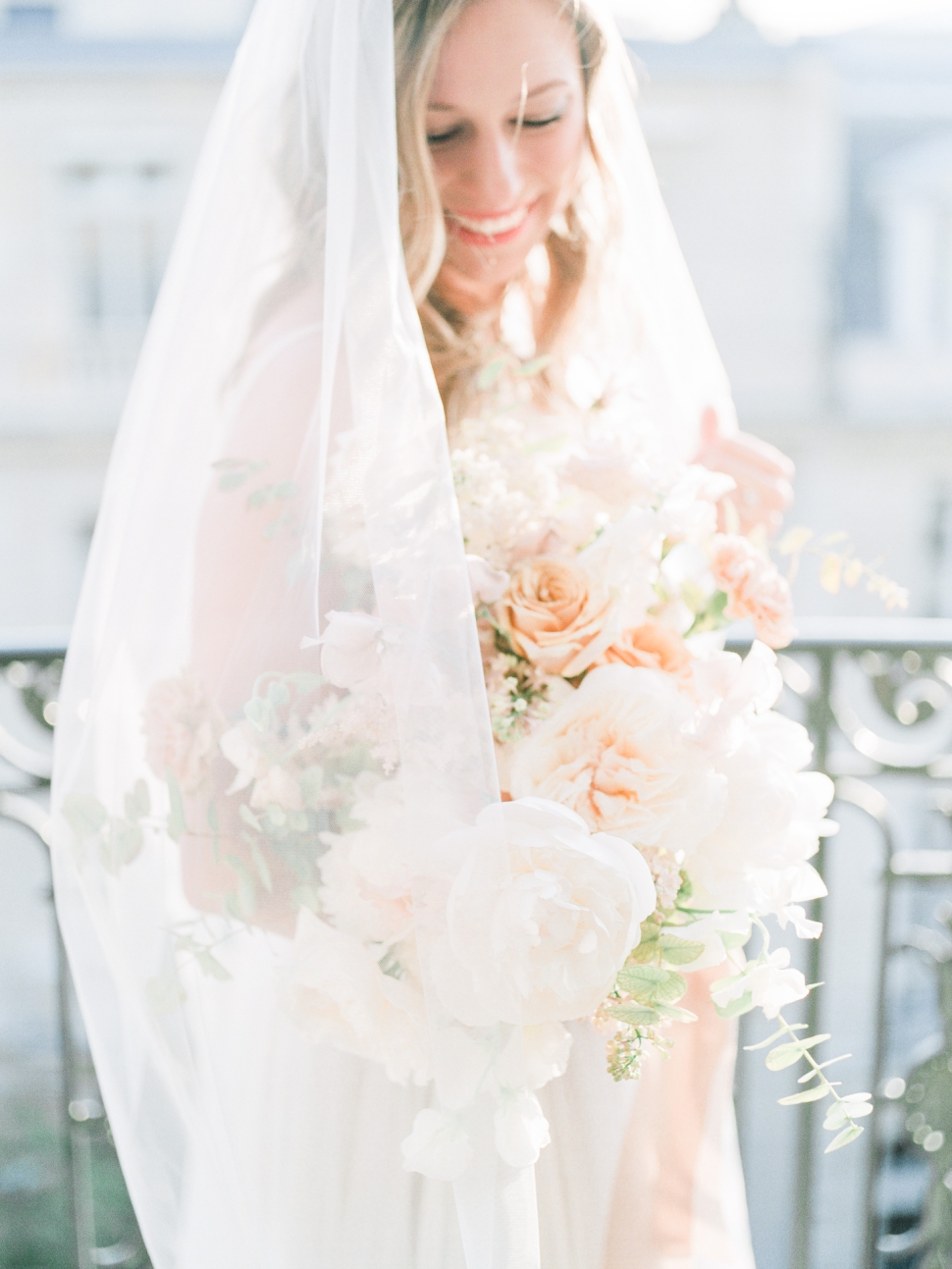 Paris-France-Destination-Wedding-Photographer-Cassi-Claire-Shangri-La-Paris-Wedding-Photos_042.jpg