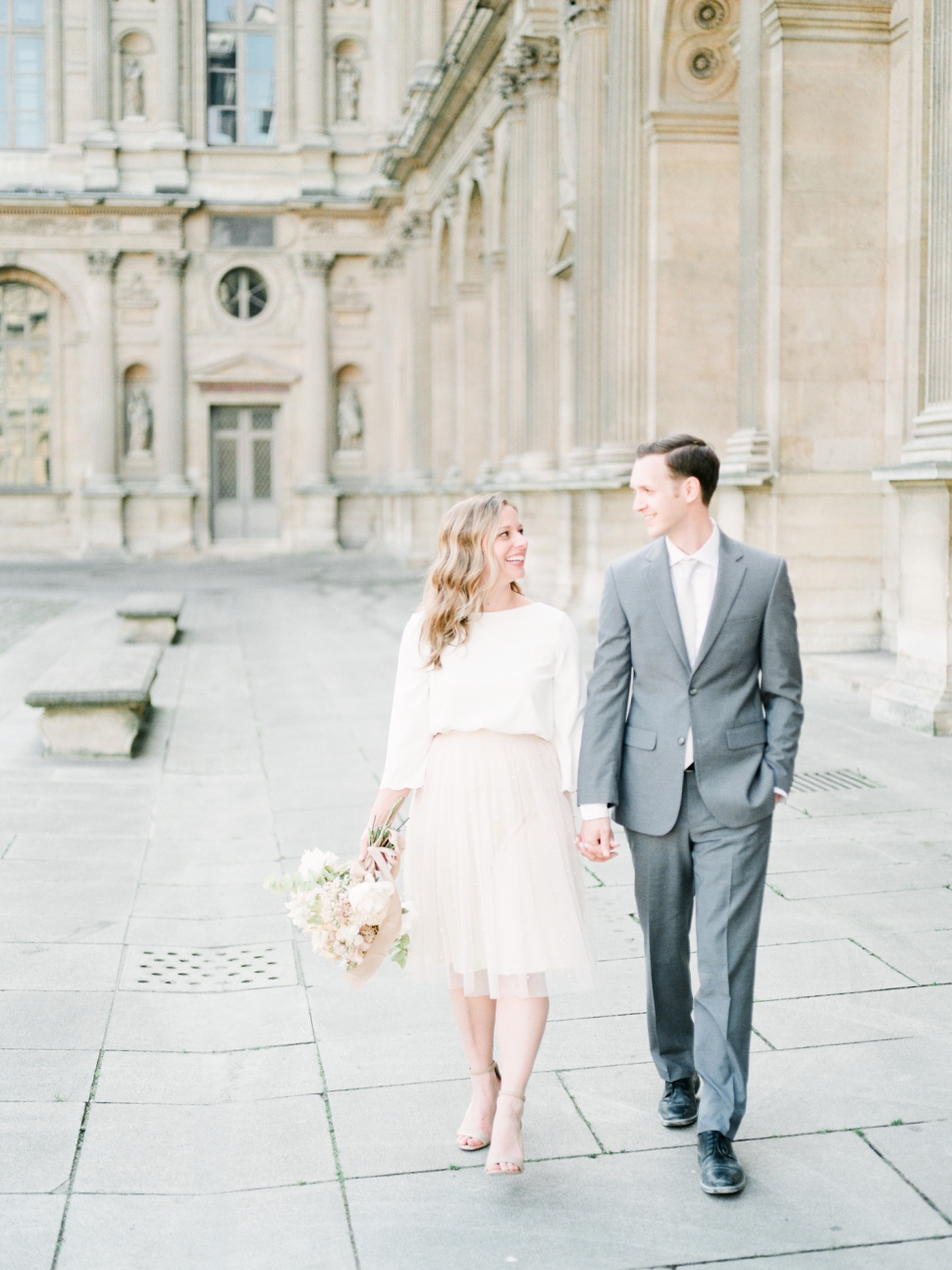 Paris-Photographer-Louvre-Museum-Engagement-Session_08.jpg