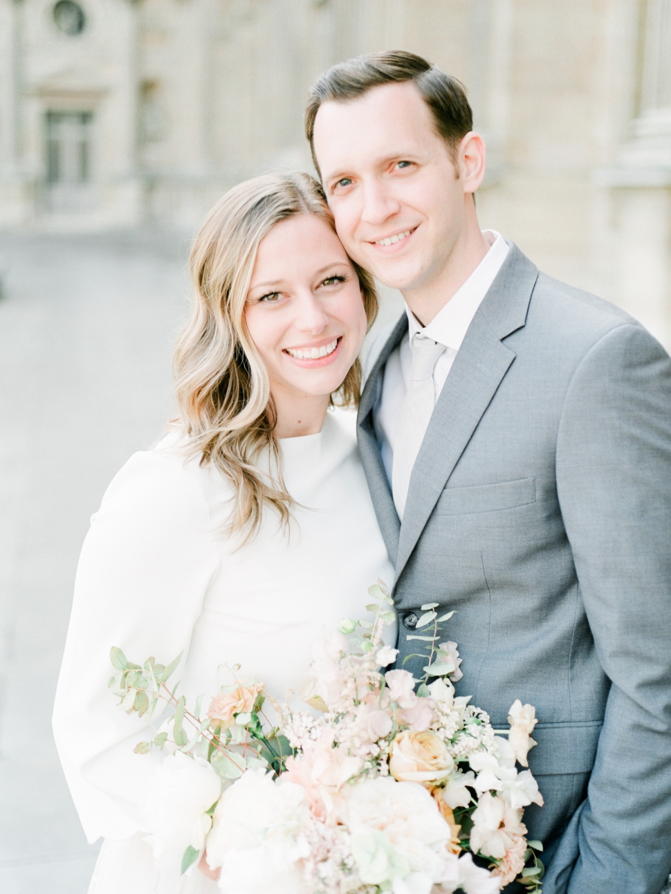 Paris-Photographer-Louvre-Museum-Engagement-Session_09.jpg