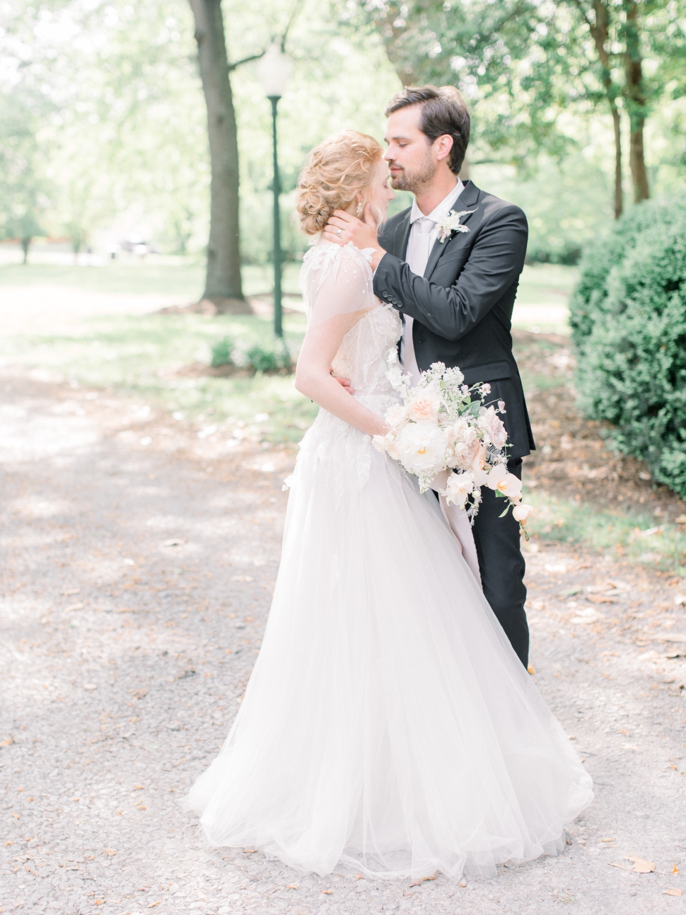 Riverwood-Mansion-Wedding-Nashville-wedding-photographer-Cassi-Claire_08.jpg