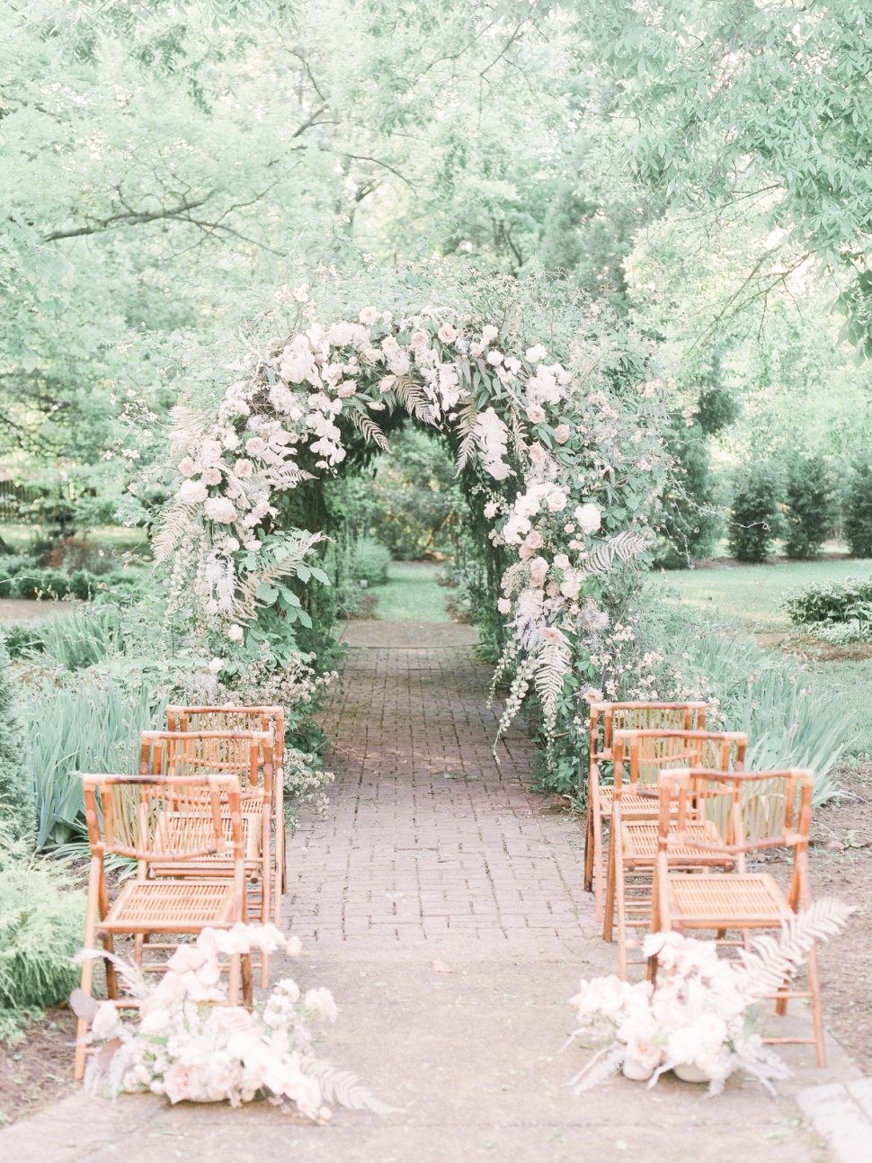 Riverwood-Mansion-Wedding-Nashville-wedding-photographer-Cassi-Claire_23.jpg