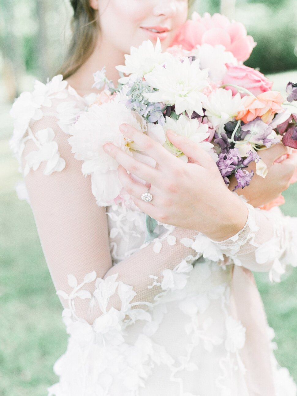 Estate-at-Cherokee-Dock-Wedding-Photographer_CassiClaire_06.jpg