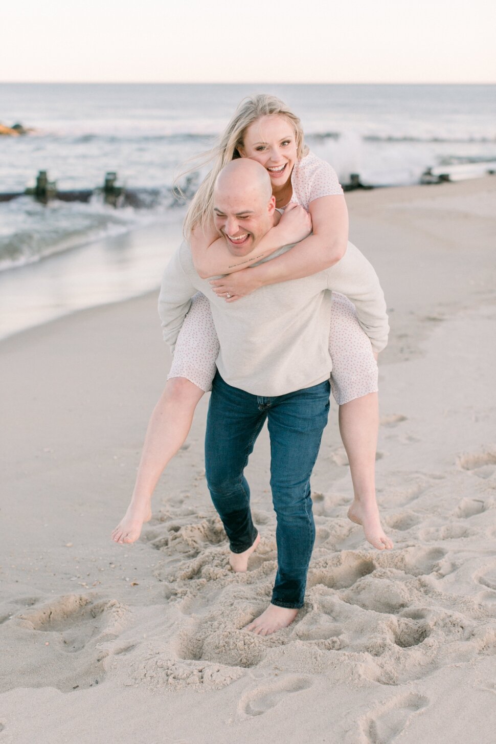 Spring-Lake-Engagement-Photos-Picnic-on-the-Beach-Cassi-Claire_13.jpg