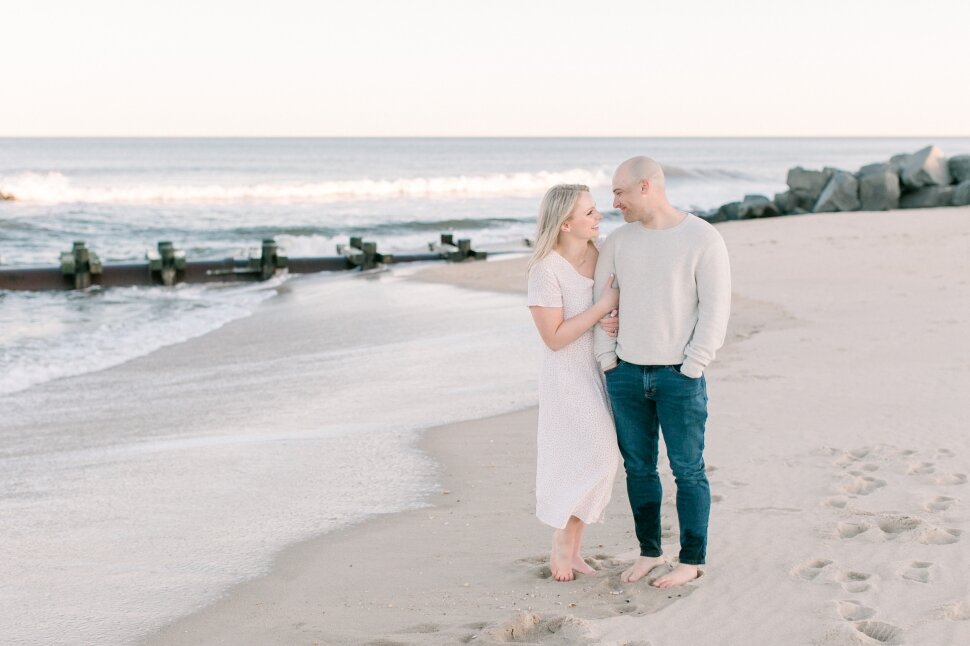 Spring-Lake-Engagement-Photos-Picnic-on-the-Beach-Cassi-Claire_16.jpg